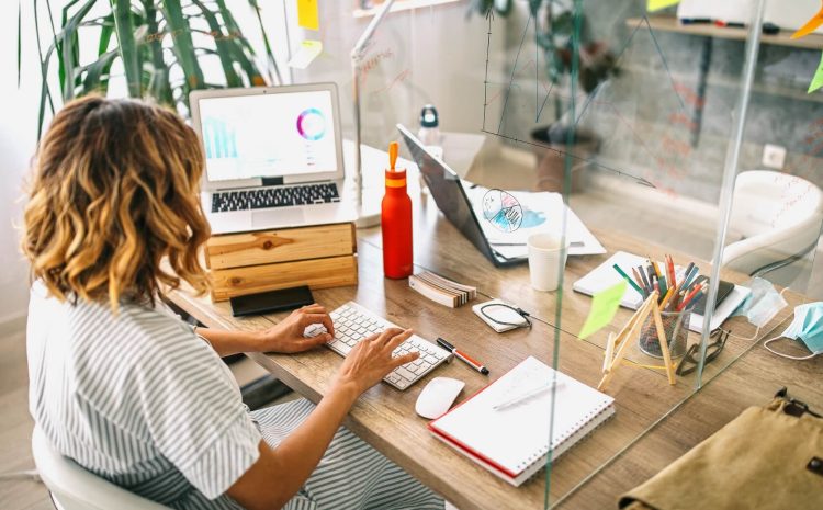 gestiona-eficientemente-tus-recursos-de-oficina-con-una-cuenta-contable-de-material-necesario